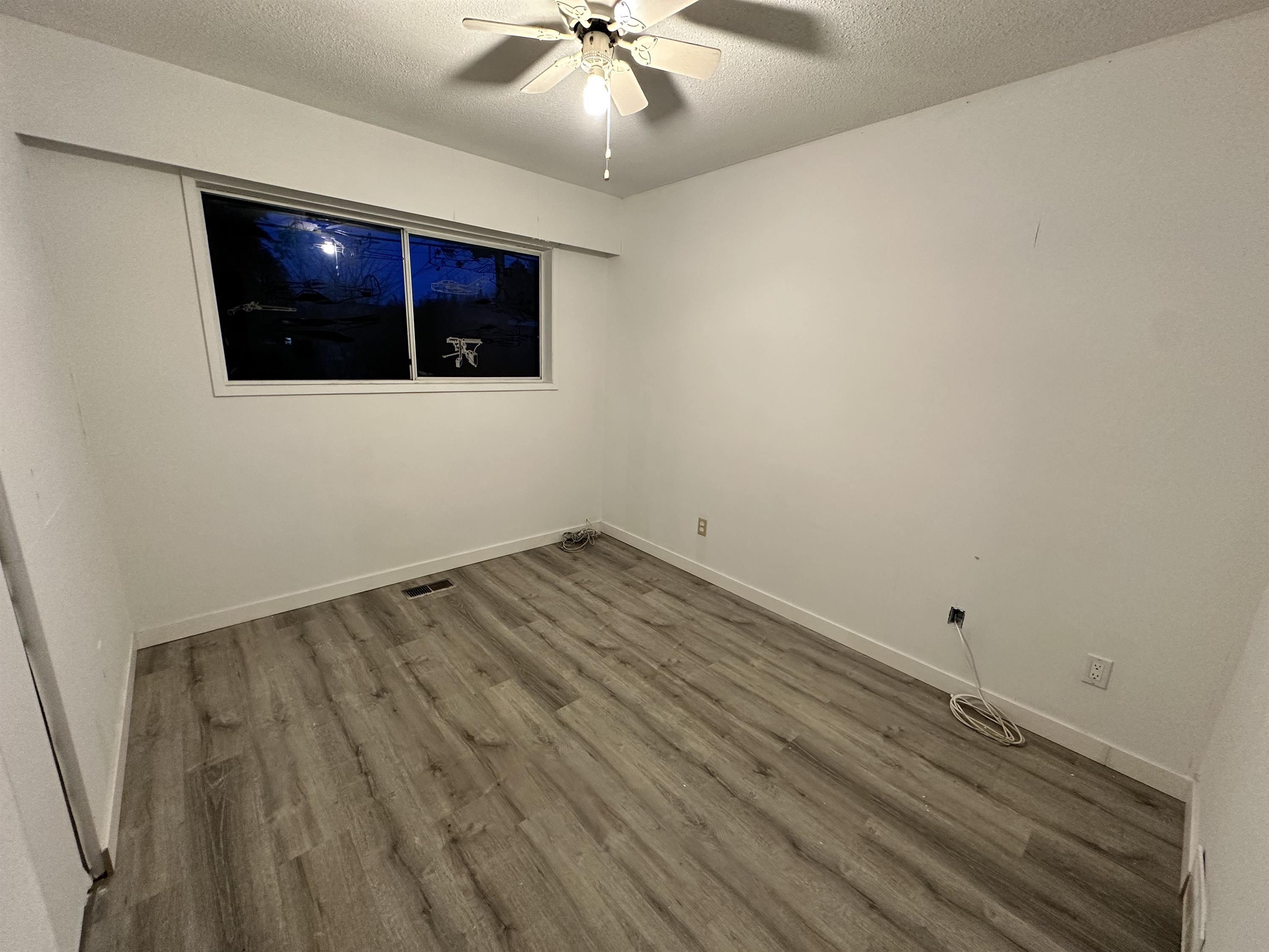 Single Family for rent at 31916 Coral Avenue, Upper in Abbotsford, BC photo 8