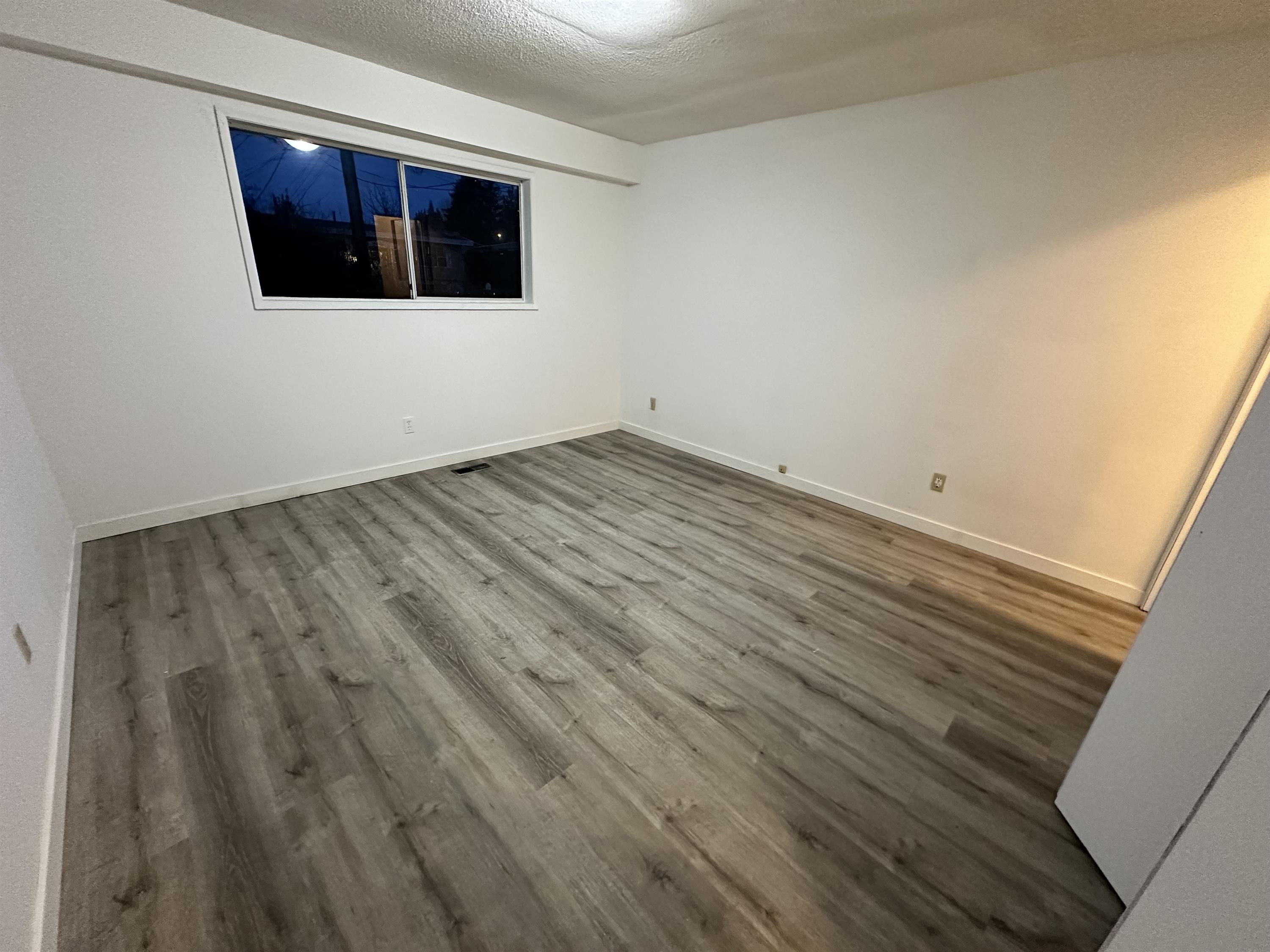 Single Family for rent at 31916 Coral Avenue, Upper in Abbotsford, BC photo 9