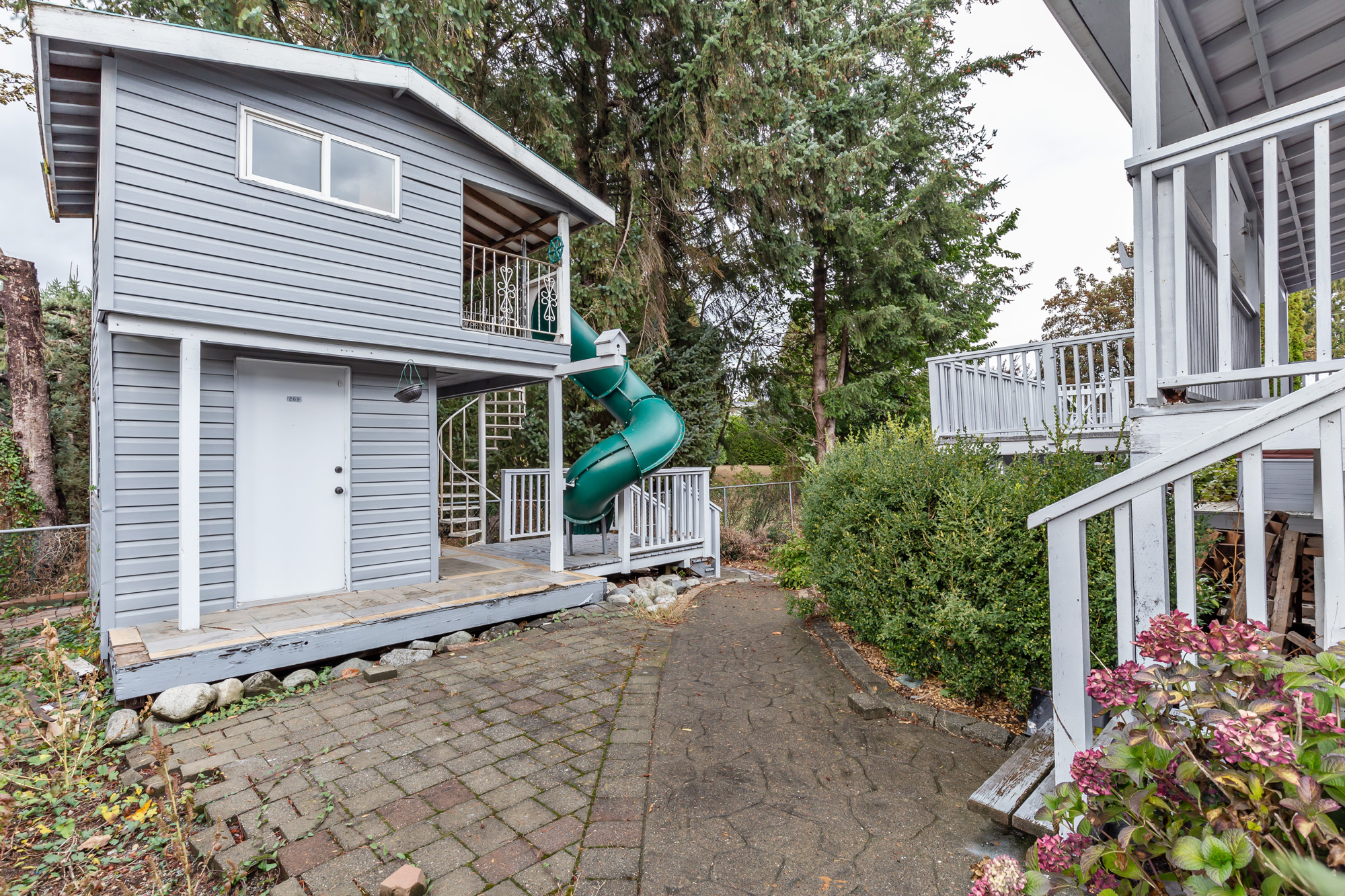 Single Family for rent at 2086 Majestic Crescent, Upper in Abbotsford, BC photo 39