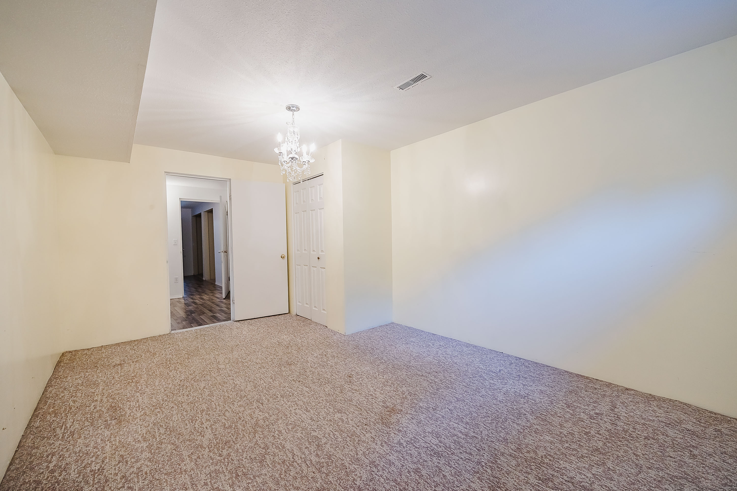 2853 McCallum Road - Basement, Basement photo 9
