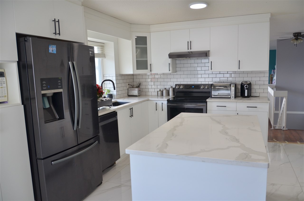 34835 McCabe Place, Upper photo 5