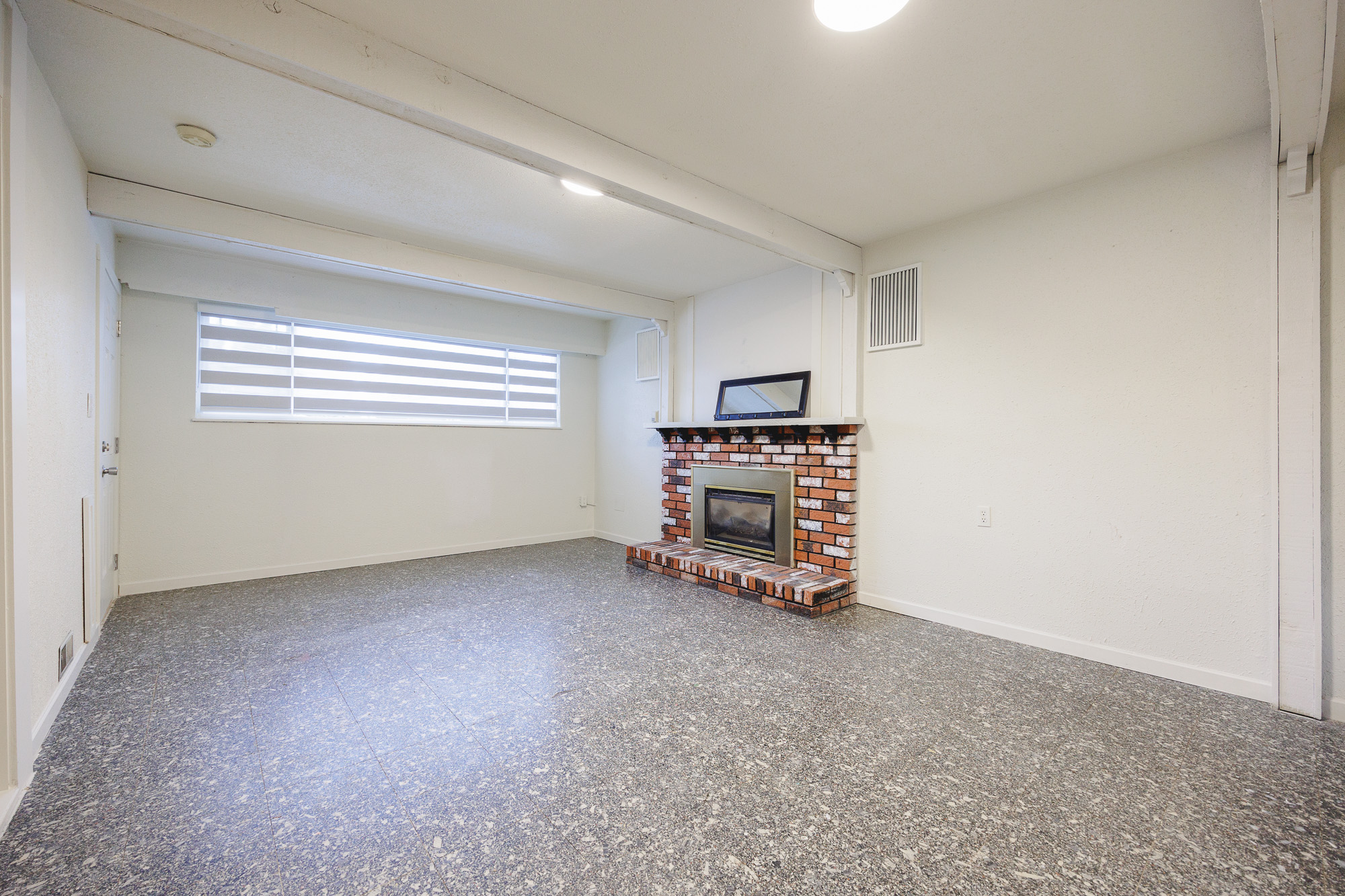 15398 28 Avenue - Basement, Basement photo 5
