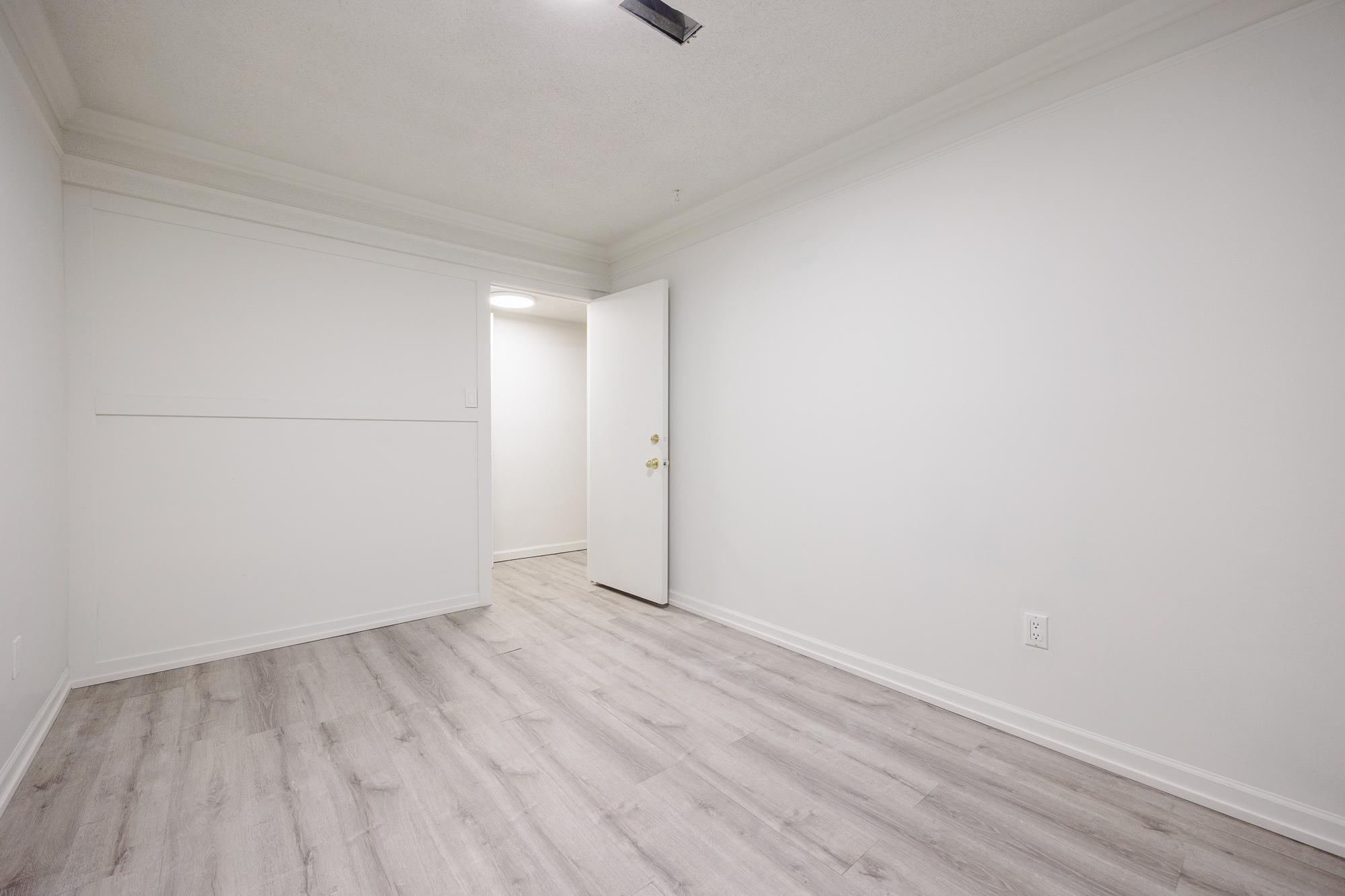 15398 28 Avenue - Basement, Basement photo 7