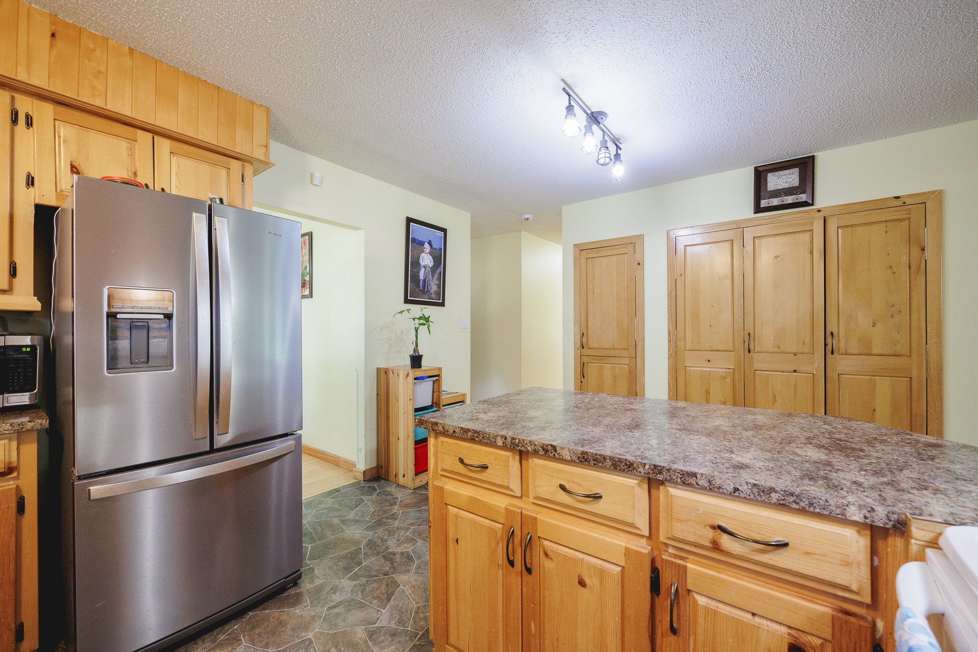 33437 George Ferguson Way, Main photo 8