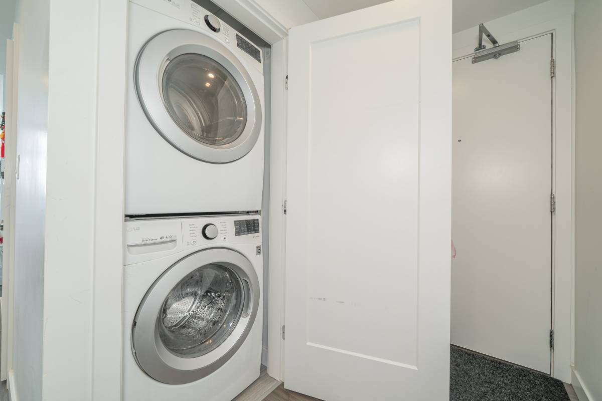 1702-2311 Beta Avenue, 1 photo 18