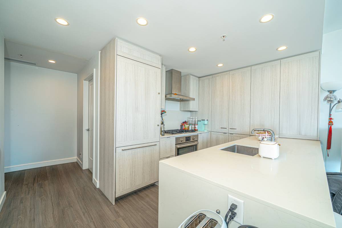 1702-2311 Beta Avenue, 1 photo 4