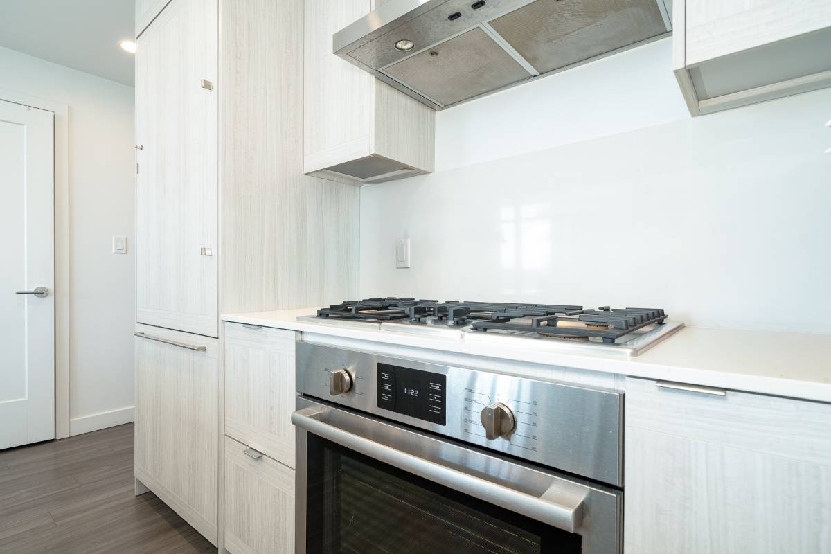 1702-2311 Beta Avenue, 1 photo 5