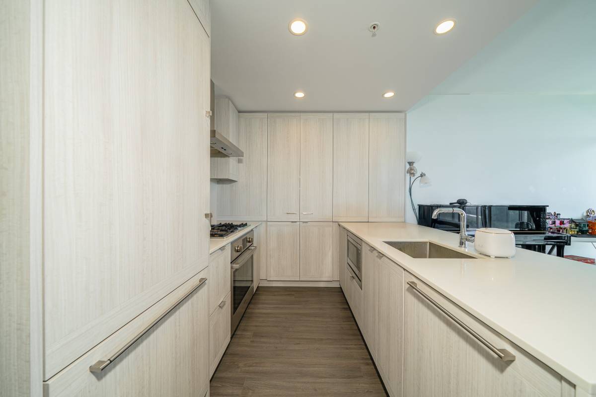 1702-2311 Beta Avenue, 1 photo 2