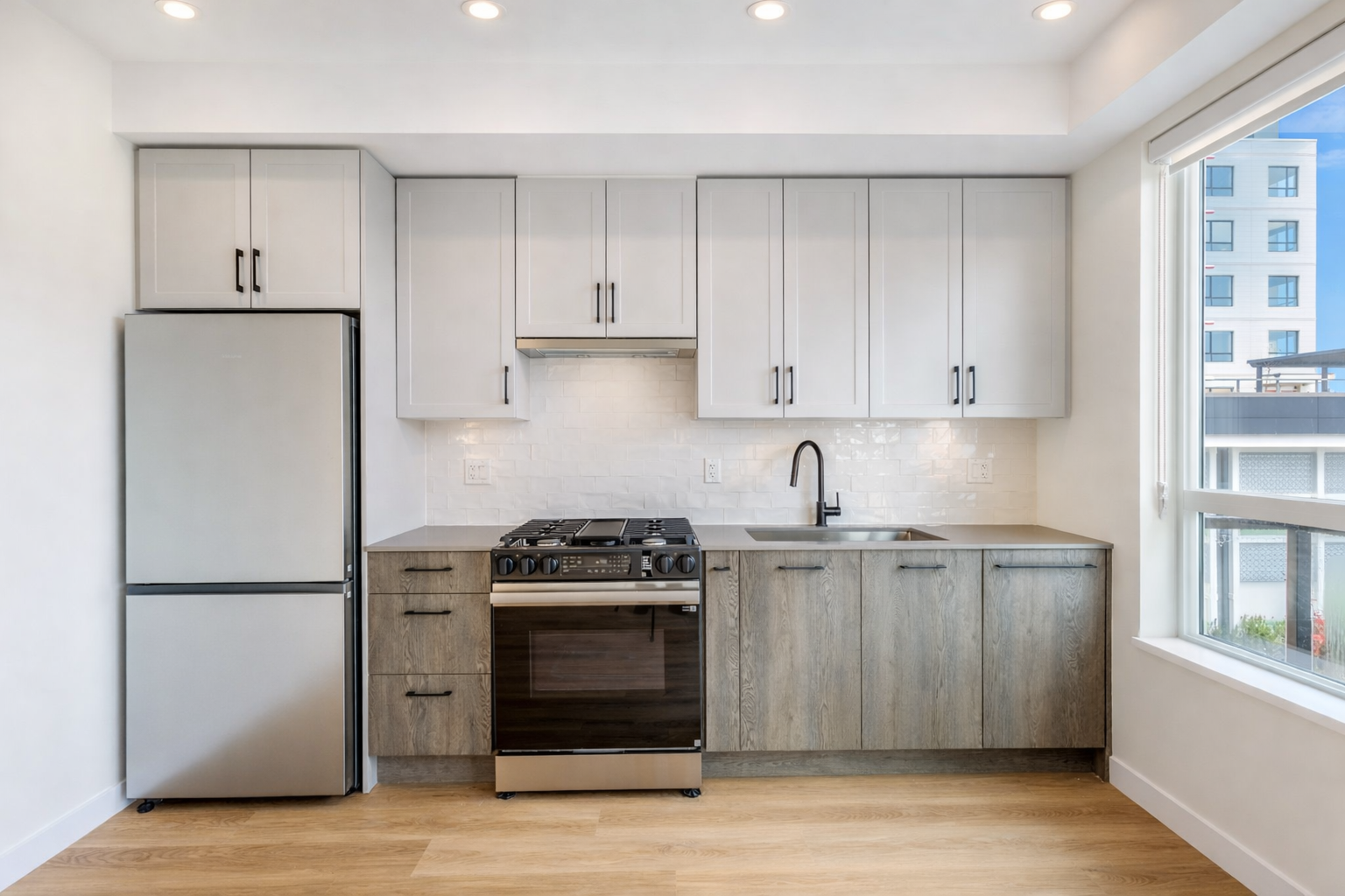 Condo Townhome for rent at 27218 ALDERGROVE TOWN CENTRE Drive - 409, 409 in Langley Township, BC photo 3