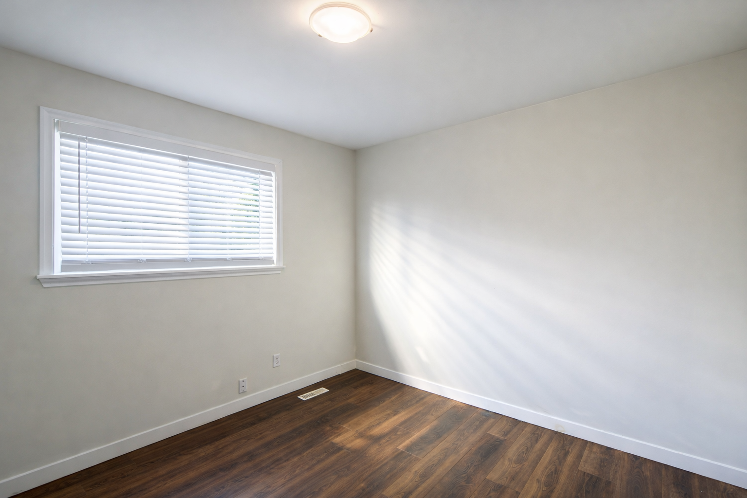 1408 Clearbrook Road, Main photo 10