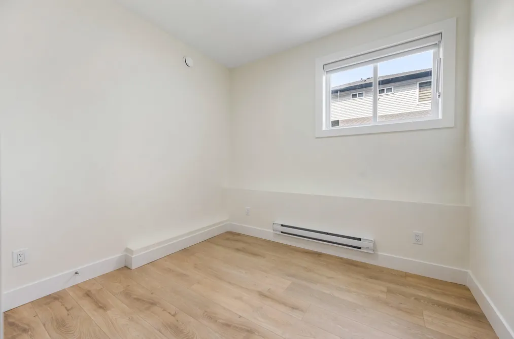 8585 Forest Gate Drive, Lower photo 9