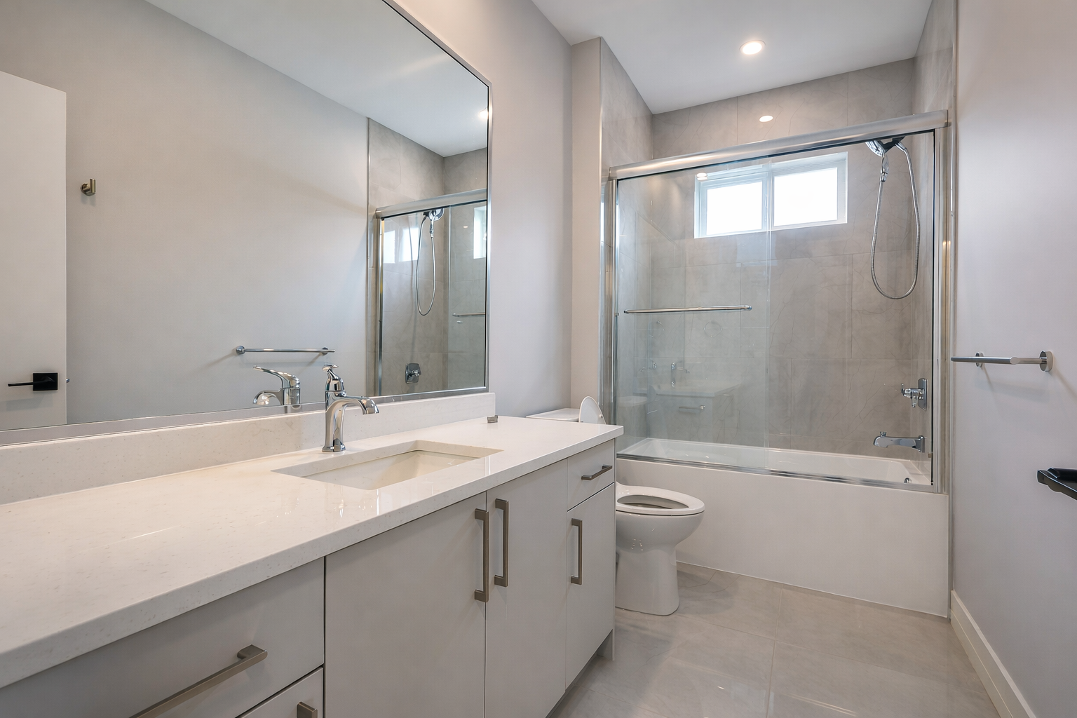 Single Family for rent at 33918 Marshall Road, 4 in Abbotsford, BC photo 9