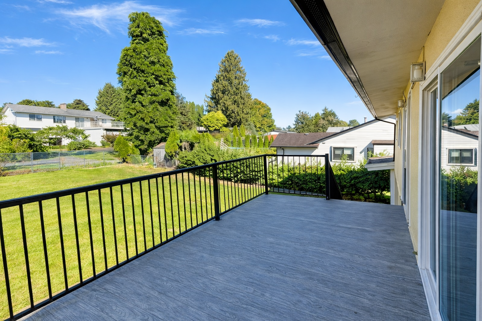 Single Family for rent at 33123 6 Avenue, Upper in Mission, BC photo 14