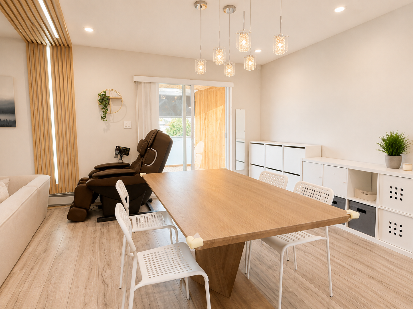 Single Family for rent at 6071 Number 6 Road, Upper in Richmond, BC photo 6