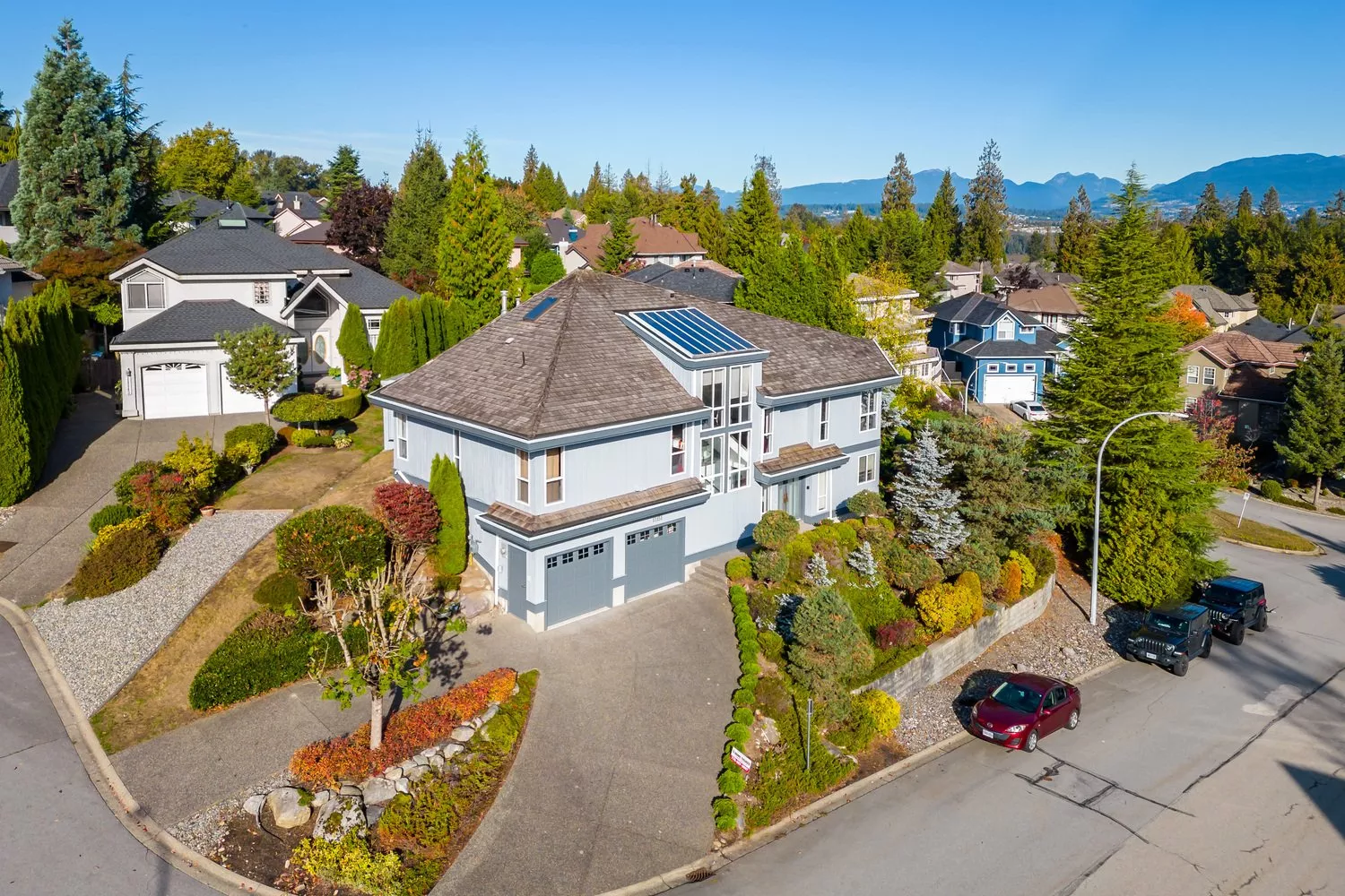Single Family for rent at 11151 164 Street, 1 in Surrey, BC photo 2