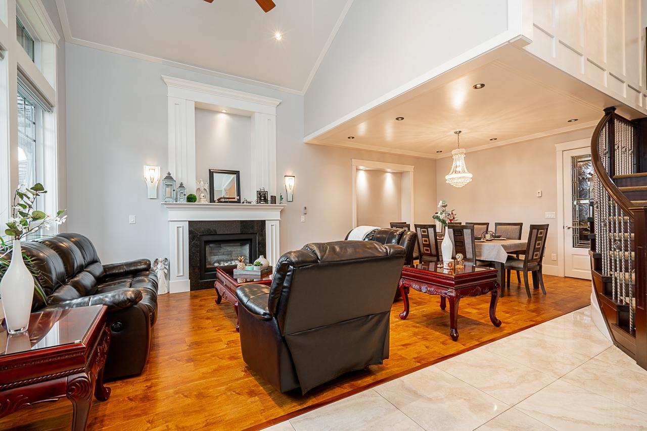 7273 149 Street, Upper photo 3