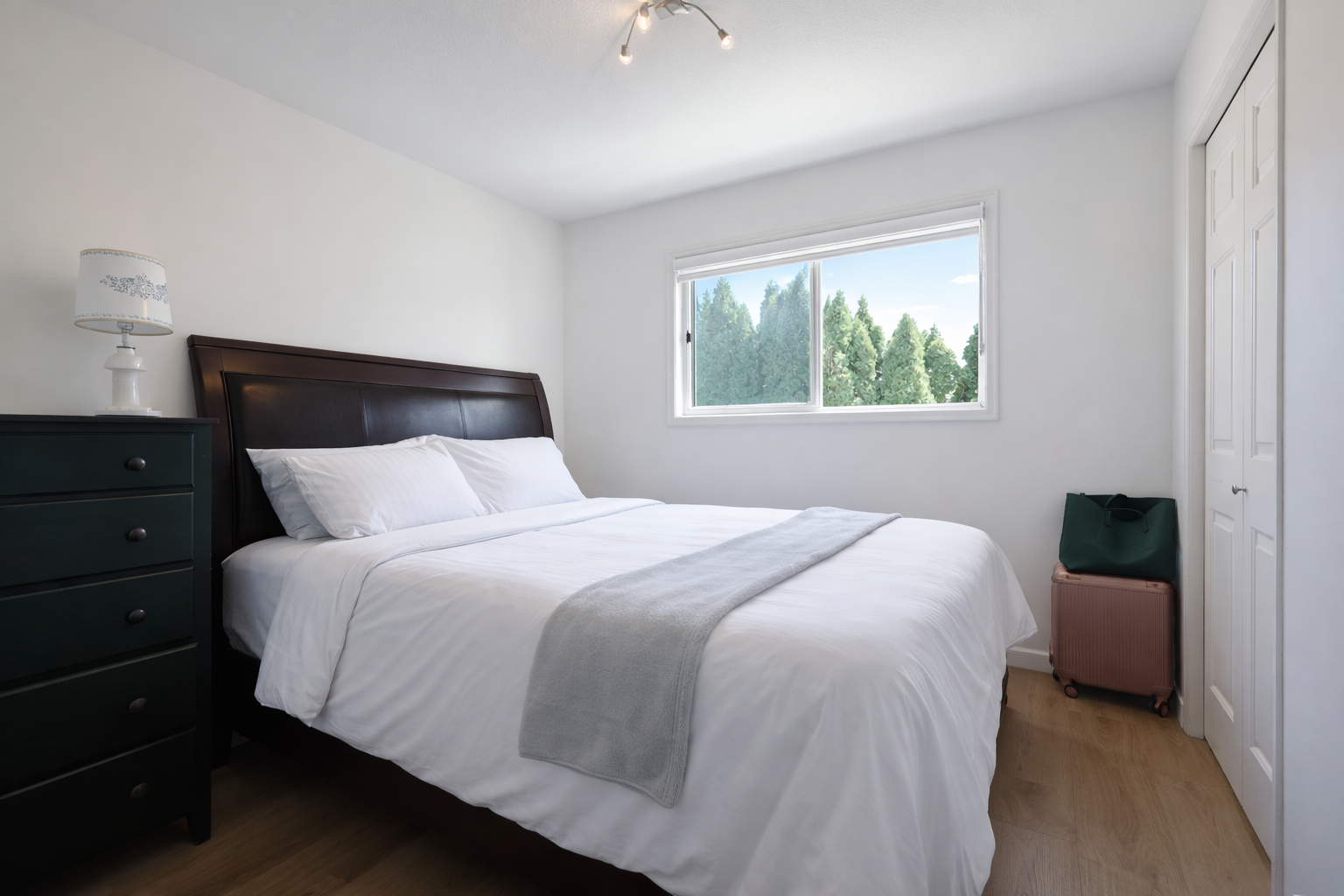 Single Family for rent at 32654 Nootka Close, Upper in Abbotsford, BC photo 10