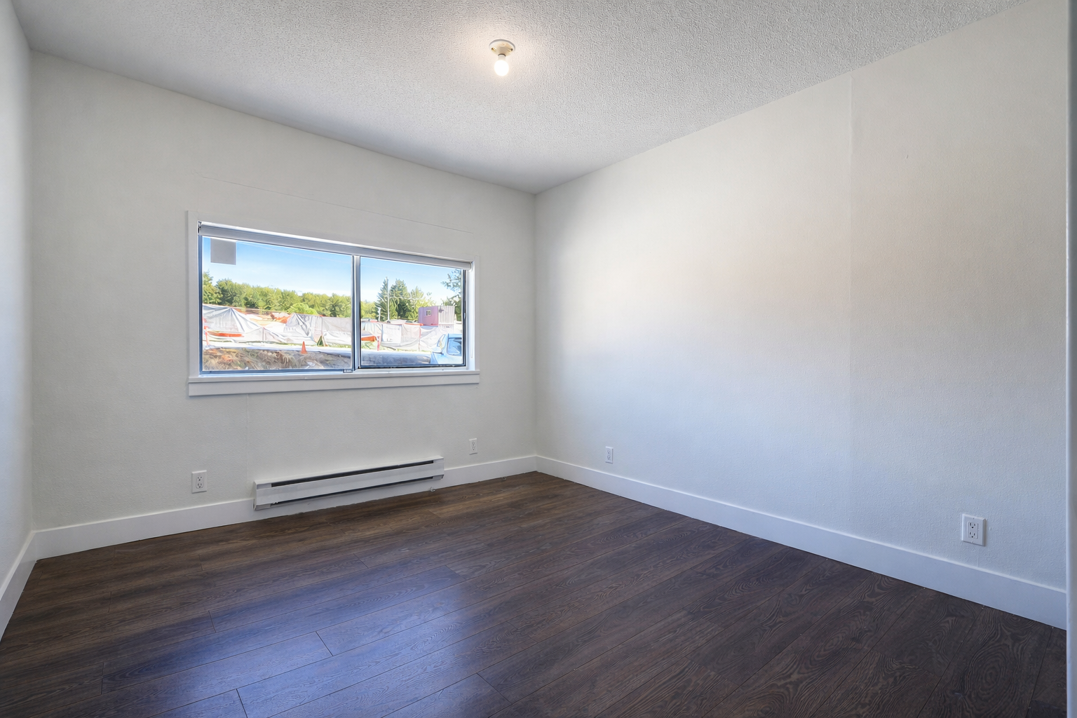 Single Family for rent at 9969 138A Street, Whole House in Surrey, BC photo 6