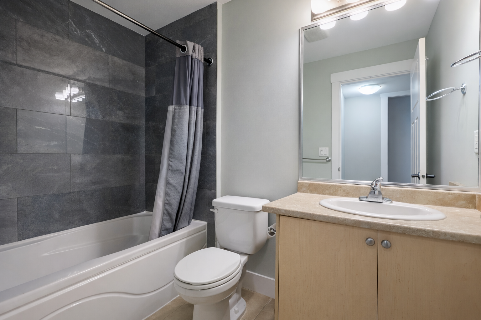19170 73 Avenue, Basement photo 9